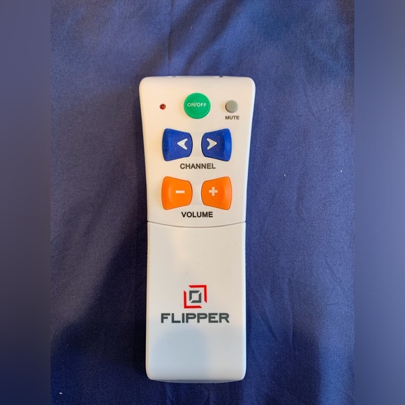 Big Button Remote by Flipper - Picture 1 of 4